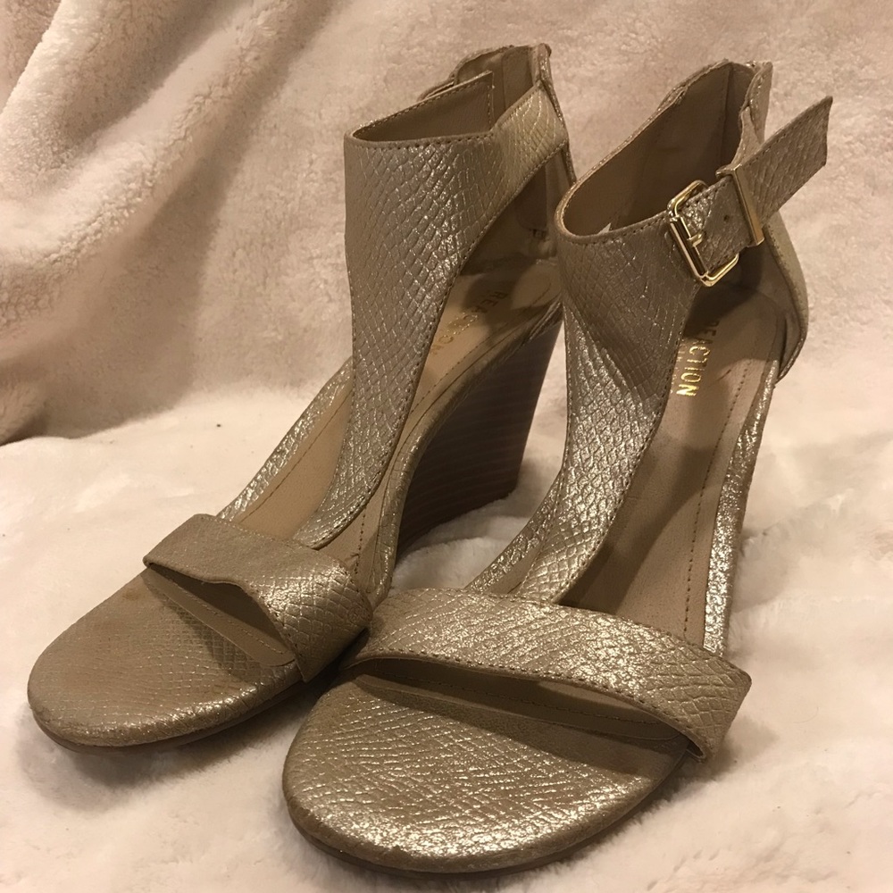 Reaction Kenneth Cole Sandals